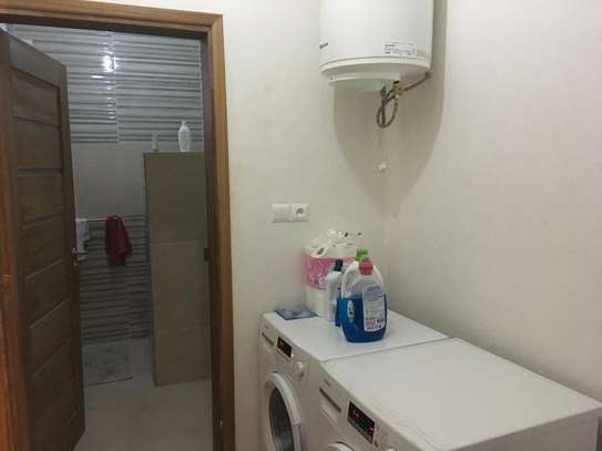 Villa meublée de haut standing avec piscine privée. image 3