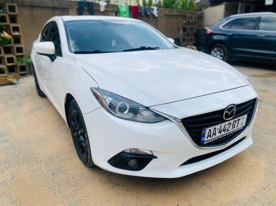 Mazda 3 S LINE image 5