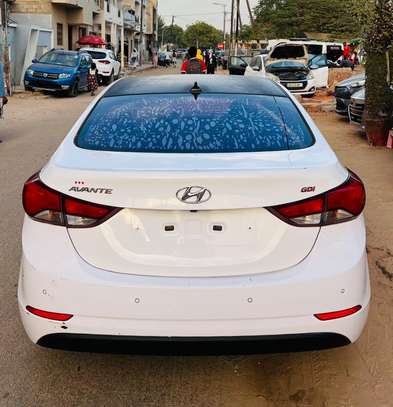 Hyundai Avante image 10