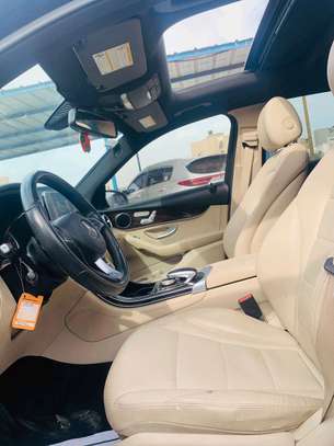 Mervedes glc300 2017 image 7