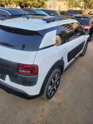 CITROËN C4 CACTUS 2018 . image 8