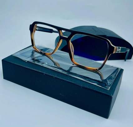 Lunettes Disponible image 3