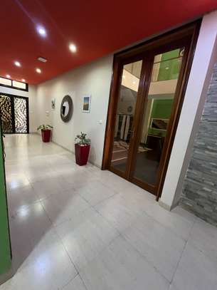 Villa de haut standing à louer aux Mamelles image 8