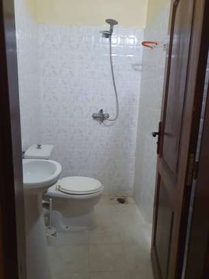 Studio à louer au Mariste image 5