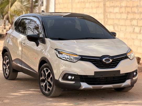 RENAULT QM3 2018 image 2