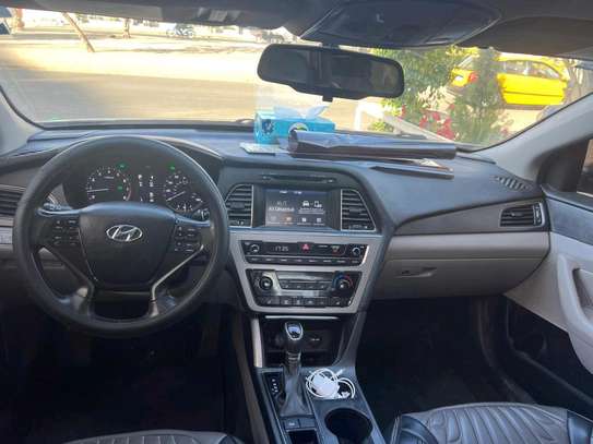 Hyundai image 14