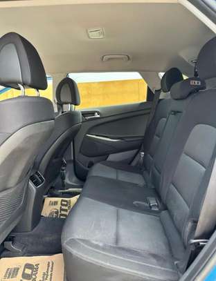 Hyundai Tucson 2.0 récemment muté image 10