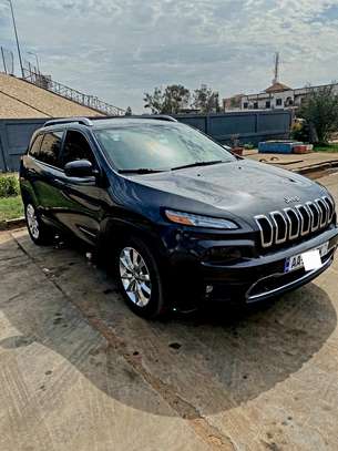 Jeep Cherokee image 2