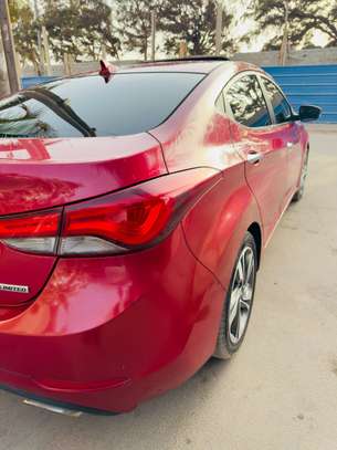 Hyundai Elantra LIMITED image 8
