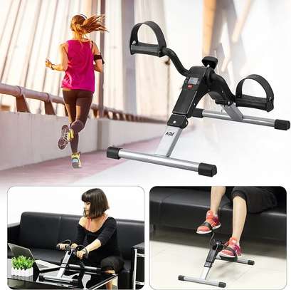 Mini vélo d'exercice pour jambes et bras - hommes et femmess image 13