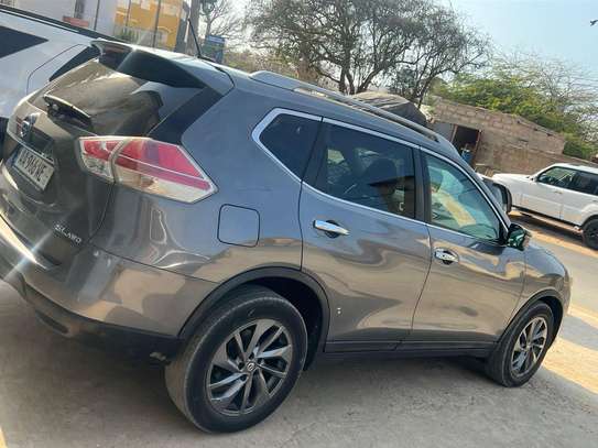 Nissan Rogue 4x4 à louer image 6