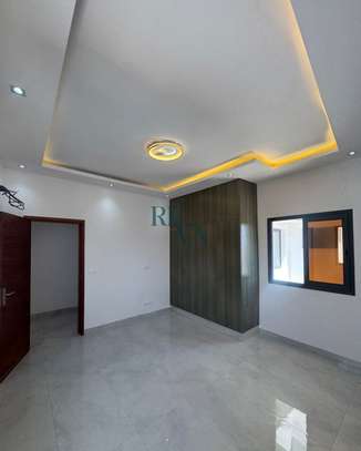APPARTEMENTS F4 À VENDRE À NORD FOIRE image 8