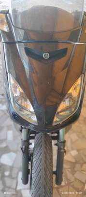 Yamaha Xmax 125 image 1