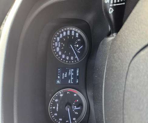Honda HR.V image 5
