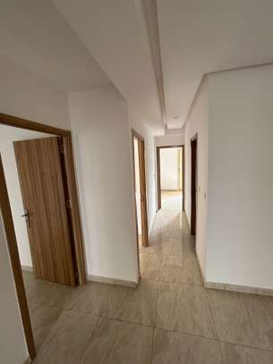 Appartement F4 à louer - Cité de l'émergence Autoroute image 5