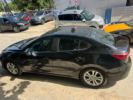 Mazda 3 2018 image 8