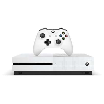 XBOX one S plus un lot de jeux certifié image 1