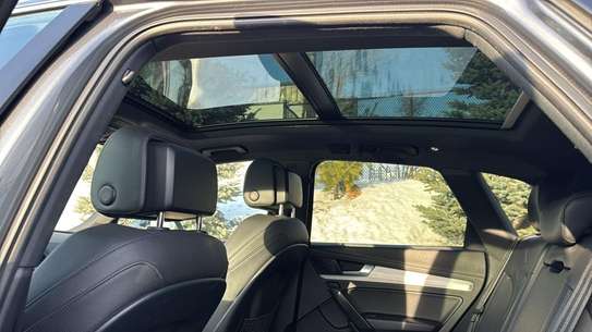 Audi Q5 S Line image 6