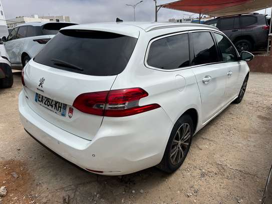 Peugeot 308 sw image 2