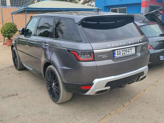 Land rover 2018 image 4