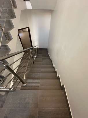 Appartement f4 neuf à louer aux Mamelles image 8