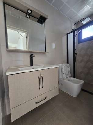 Appartement F4 Neuf Almadies image 3