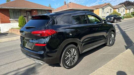 Hyundai Tucson image 4