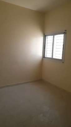 Appartement neuf à louer 2e étage RUFISQUE OUEST image 5