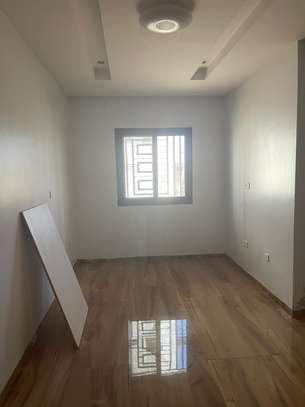 Appartement 3 pieces à louer mamelle mbackiyou faye image 11