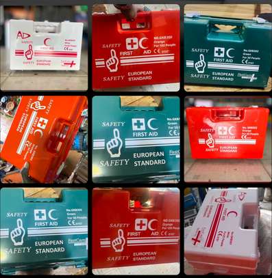 Trousses de premiers secours image 1