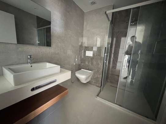 Plateau corniche appartement à louer 4 chambres image 11