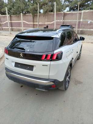 Peugeot 3008 2019 image 12