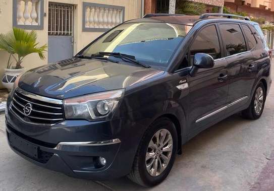 Ssangyong TURISMO 2015, 9 places image 3
