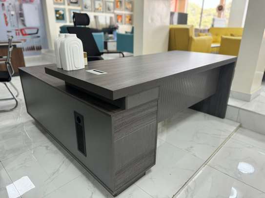 Bureau DJOLOF image 1