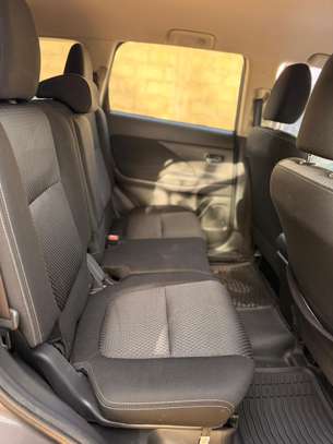 Mitsubishi OUTLANDER 7place Année 2018 image 6