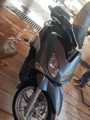 xcity moteur 250 avec cmc image 4