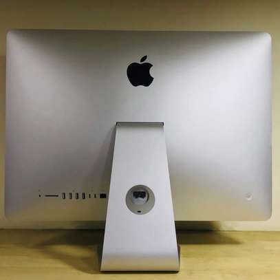 Apple iMac tout-en-un Argent Écran Large Design image 4