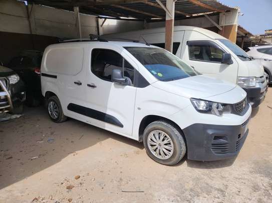 Peugeot partner  2019 image 1