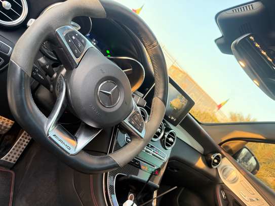 Mercedes glc 43 image 10