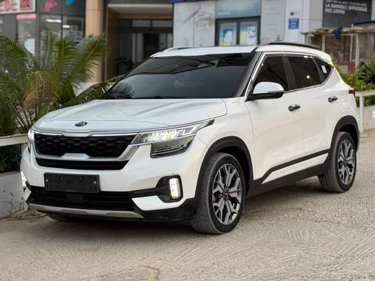Kia SELTOS image 2