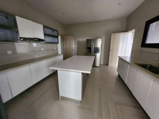 Appartement F4 à louer à Fann Résidence image 1