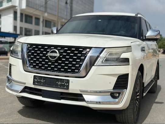 Nissan patrol 2018 version 2023 image 6