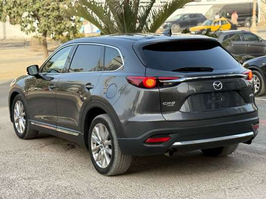 MAZDA CX-_9 SIGNATURE image 4