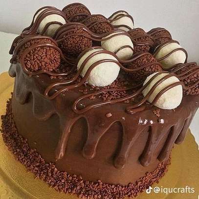 Gâteau chocolat gourmand moelleux cerises crème image 3