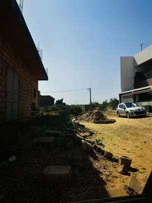 Terrain nu, spacieux de 500m2,  accessible pour entrepôt image 2