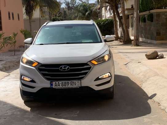 Hyundai Tucson image 3
