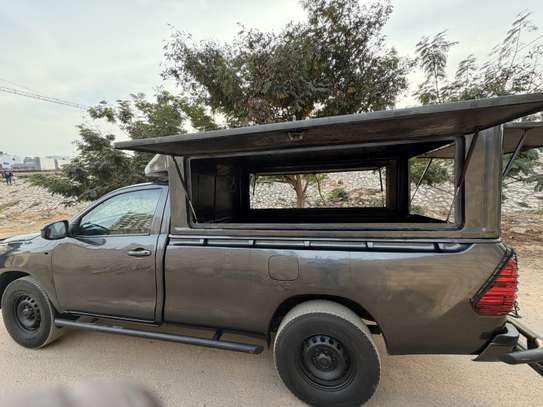 TOYOTA HILUX 2021 image 7