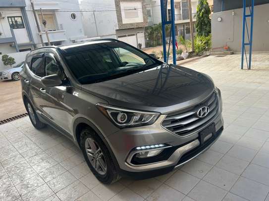 Hyundai Santa Fe Limited 2017 image 1