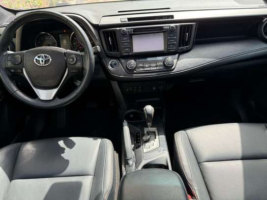 Toyota Rav4 2018 image 8