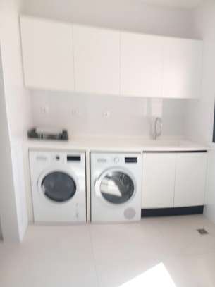 Appartement meublé de luxe au Plateau A louer image 9